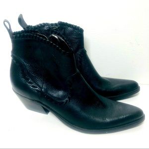 GIANNI BINI BLACK WESTERN ankle zip BOOTS 7  EUC